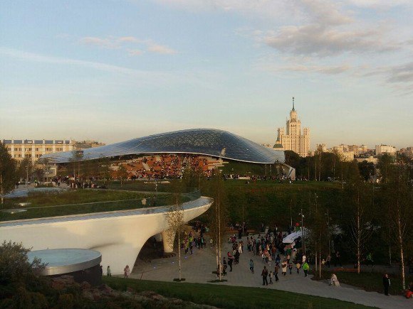 Образование и творчество в парках Москвы