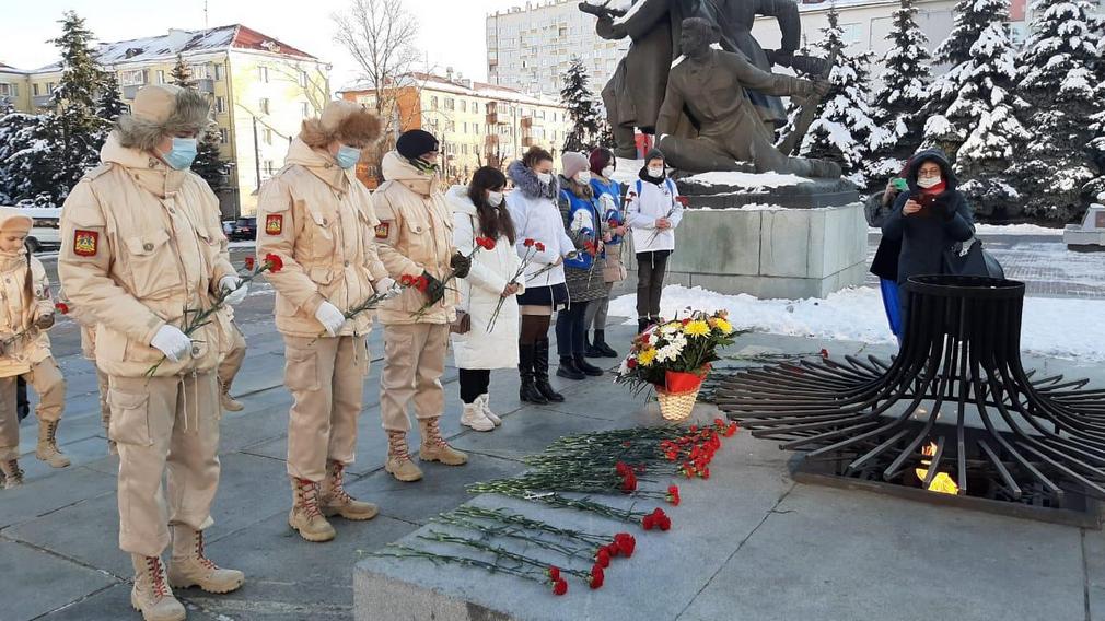 Молодёжь Брянщины почтила Героев Отечества